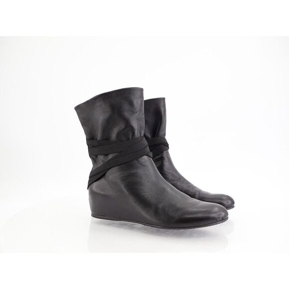 Stuart Weitzman Zen Leather Ankle Hidden Wedge Boot Size 5M Black Leather - Picture 1 of 13